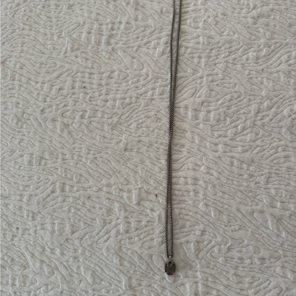 Chic Kendra Scott Silver Chain Necklace